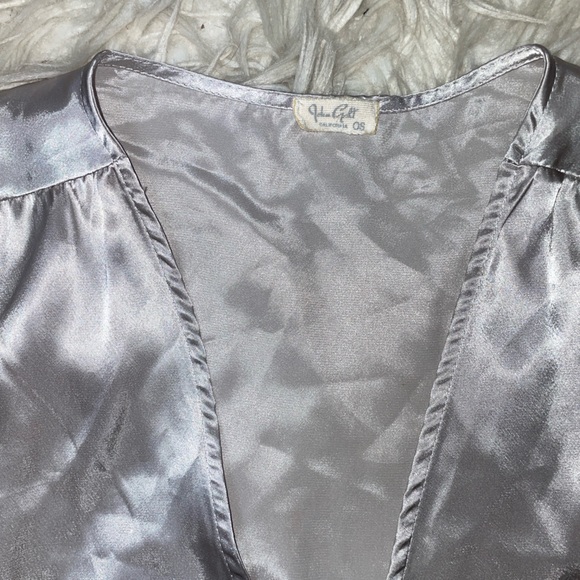 Going out top - Picture 2 of 3